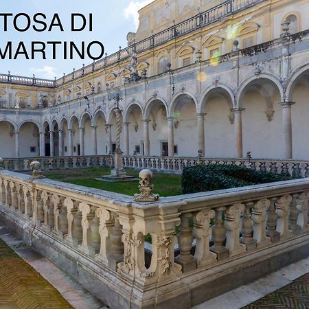 B&B Piccolo Lucio Napoli Bagian luar foto
