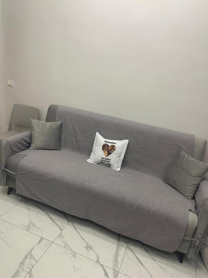 B&B Piccolo Lucio Napoli Bagian luar foto