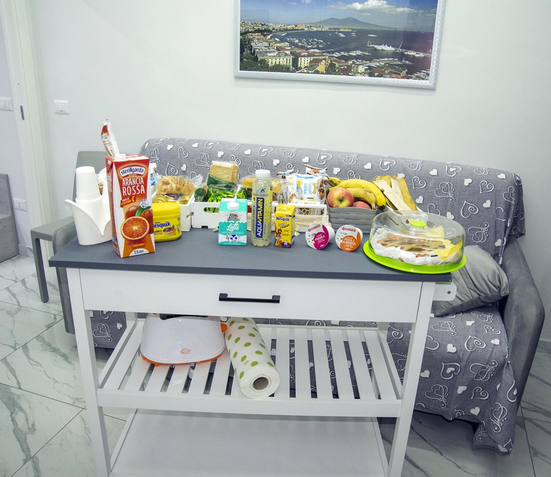 B&B Piccolo Lucio Napoli Bagian luar foto
