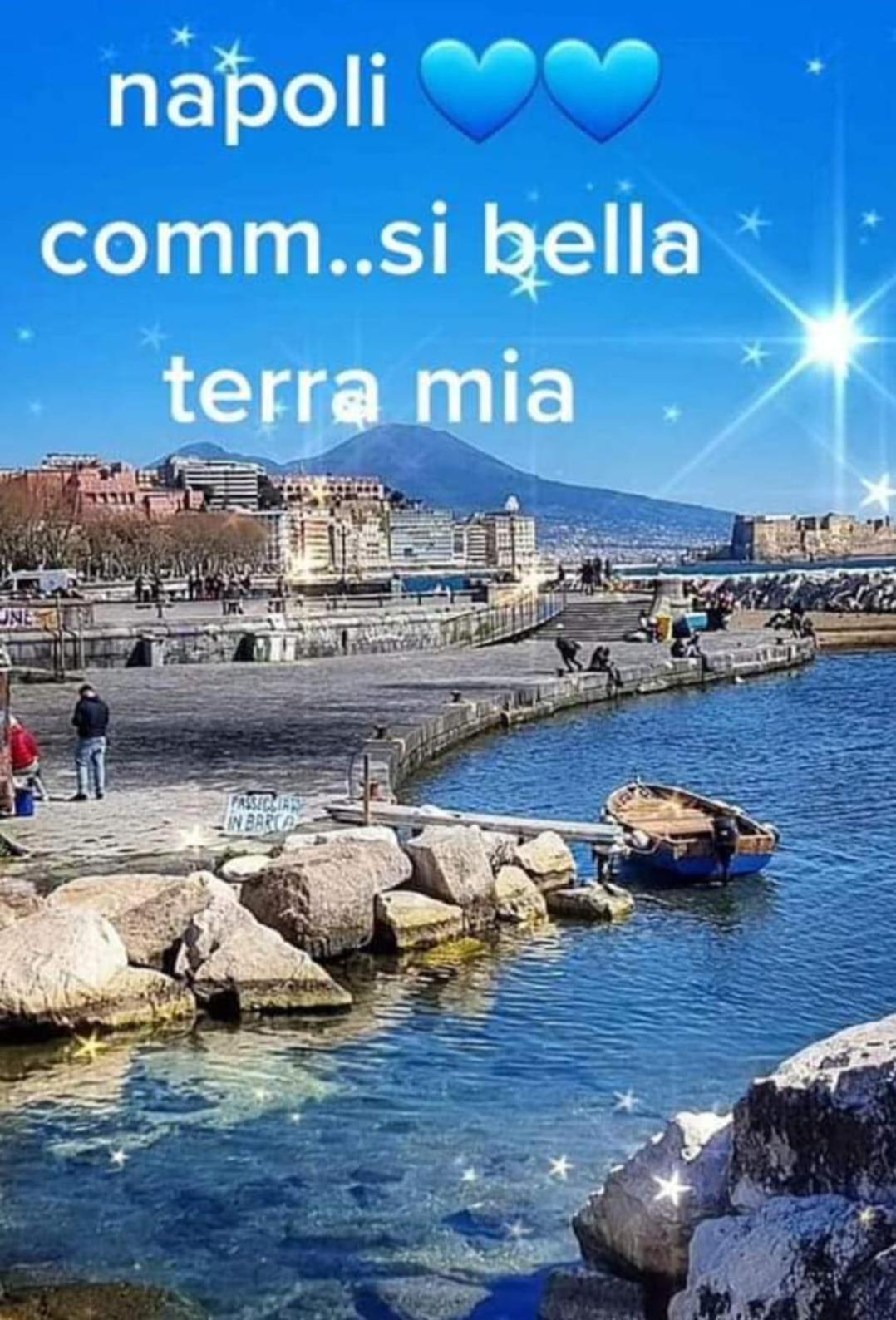 B&B Piccolo Lucio Napoli Bagian luar foto
