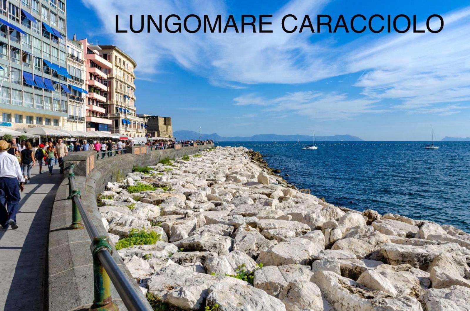 B&B Piccolo Lucio Napoli Bagian luar foto